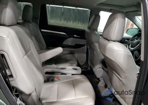 2018 Toyota Highlander Se z USA, uszkodzony, nr VIN 5TDJZRFH6JS897481